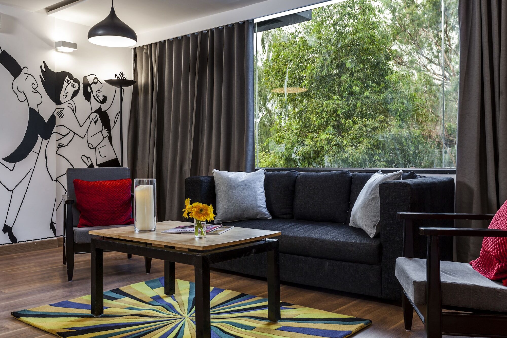 Super Townhouse Mg Road 푸네 외부 사진